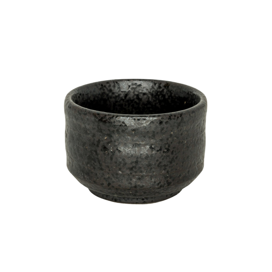 TASSE À SAKÉ YUZU NOIR MAT, 7 CM DE DIAMÈTRE X 4,4 CM DE HAUTEUR.
